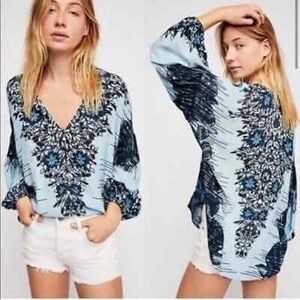 Free‎ People Birds of A Feather Floral Bird Print Oversized Blouse Size Small